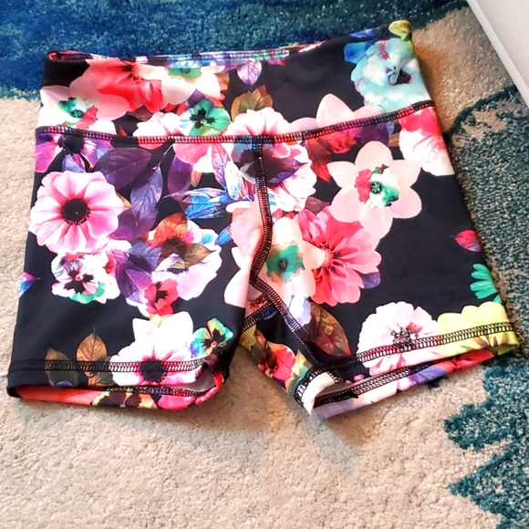 Old Navy Other - Old Navy Active Go Dry Girls Biker Shorts